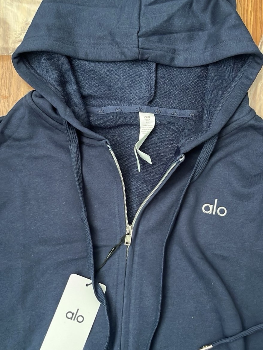ALO Yoga Navy Hoodie & Joggers Set - Picture 2 of 4